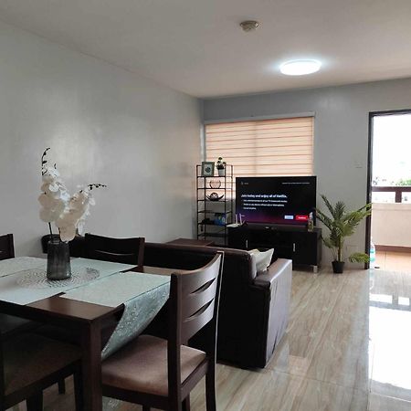 Cozy 2Br With Free Pool Beside Sm City Mall Davao City Kamer foto